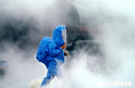 组图:杭州发生化学气体泄漏事故 造成空气污染